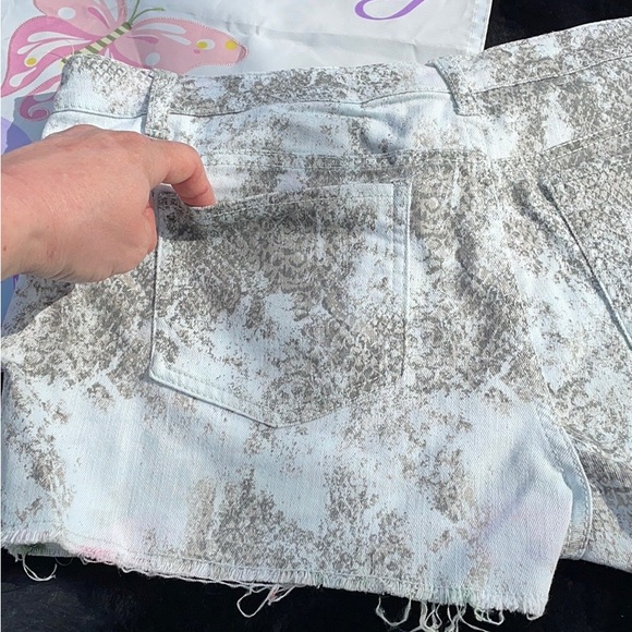 Flip Side 2 Sided Blue Jean Short Shorts Floral Gray Denim Frayed Hem Juniors 17 - Picture 6 of 16